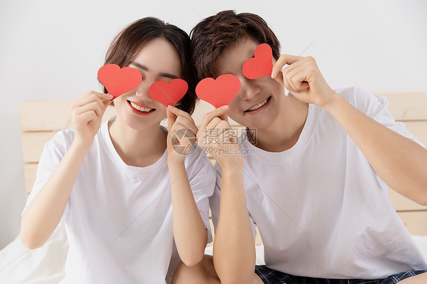 A股公告精选 | 百济神州(688235.SH)上半年实现盈利 调高全年营收预测