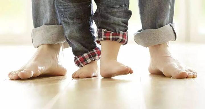 美股创新高之际市场转向防御 迎接牛市中的“回调插曲”